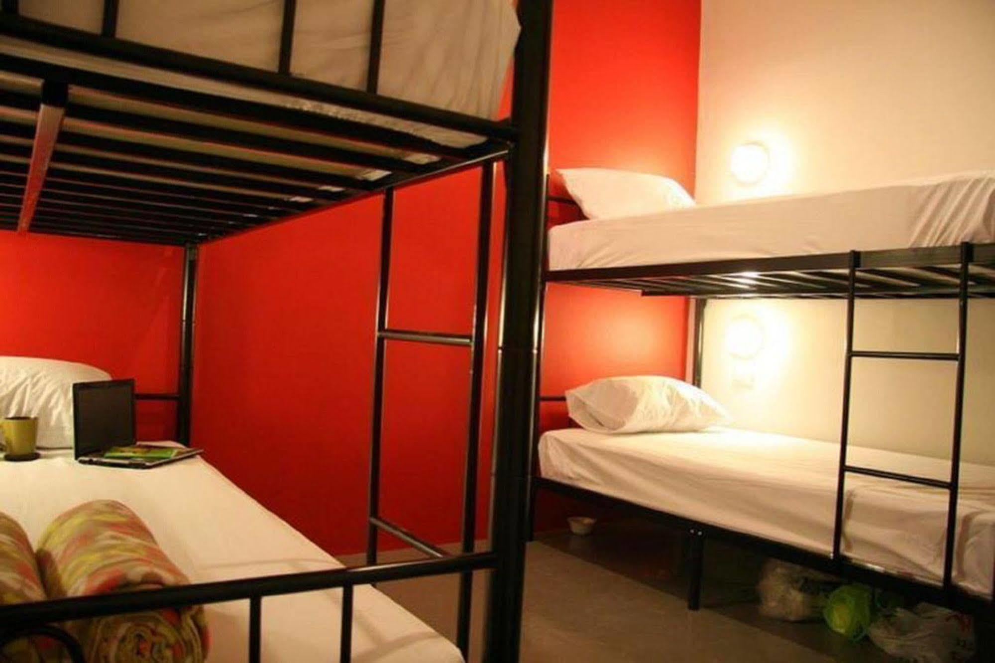 Kool Backpacker Hostel Patong المظهر الخارجي الصورة